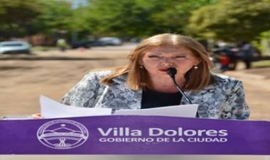 VILLA DOLORES : LA INTENDENTE GLORIA PEREYRA INAUGURÓ LA OBRA DE CORDÓN CUNETA DEL BARRIO SAN MARTÍN.