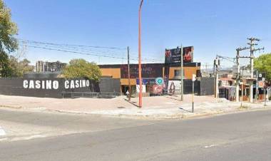 Murió una mujer de 81 años tras caer por las escaleras del casino de Carlos Paz, Córdoba.