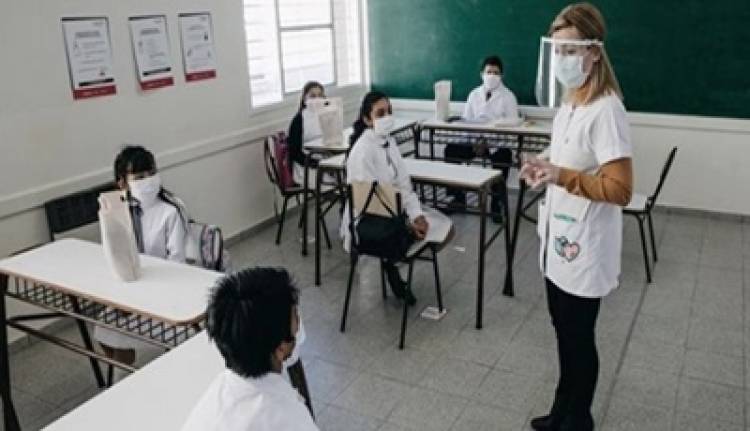 CÓRDOBA : DESDE EL PRÓXIMO LUNES 06 DE SEPTIEMBRE, VUELVE A LA PRESENCIALIDAD DE CLASES A PLENA.