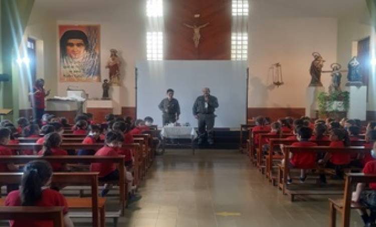 VILLA DOLORES : CHARLA DE SEGURIDAD ELÉCTRICA A ALUMNOS DEL INSTITUTO SAGRADO CORAZÓN.