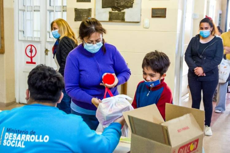 CÓRDOBA DISTRIBUYE MÁS DE 310 MIL UNIDADES DE LECHE FORTIFICADA POR MES.