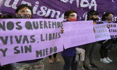 8M ,DÍA DE LA MUJER : MARCHAS Y PAROESTE LUNES ,EN TODO EL PAÍS.