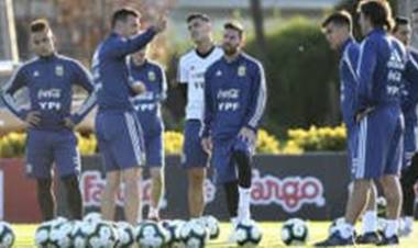  ARGENTINA ENFRENTA A BOLIVIA POR LAS ELIMINATORIAS : HORARIO, FORMACIÓN Y DÓNDE VER EL PARTIDO.