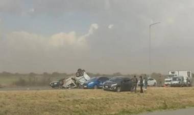  CÓRDOBA : MÚLTIPLES ACCIDENTES EN MEDIO DE LA TORMENTA DE TIERRA Y VIENTO.