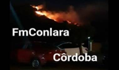 AUDIO-LA PAZ, TRASLASIERRA : UNA PUBLICACIÓN DE LOS BOMBEROS QUE MOLESTA A LOS VECINOS, QUE ESTÁN AYUDANDO  EN EL INCENDIO.