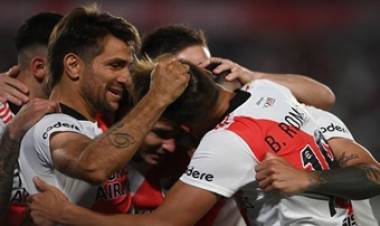  SUPERCAMPEÓN : RIVER GANÓ EL TÍTULO LOCAL TRAS SIETE AÑOS.