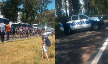  21 COLECTIVOS CON HINCHAS DE TALLERES RETENIDOS POR LA POLICÍA DE SAN LUIS EN TERRITORIO CORDOBÉS.