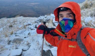 CORTE TOTAL EN EL CAMINO DE LAS ALTAS CUMBRES, POR PRESENCIA DE NIEVE Y HIELO.