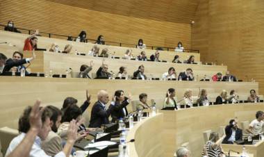 Unicameral, Córdoba :  El bloque Juntos-UCR se suma al pedido de expulsión de Oscar González.