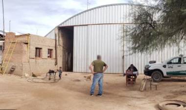 Rescatan a una familia cordobesa que era explotada en un campo de La Rioja.