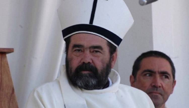 RENUNCIÓ EL OBISPO QUE PROTEGIÓ A UN CURA PEDÓFILO.