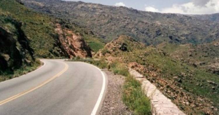 OTRO MOTOCICLISTA SE ACCIDENTÓ EN LAS ALTAS CUMBRES, CÓRDOBA.