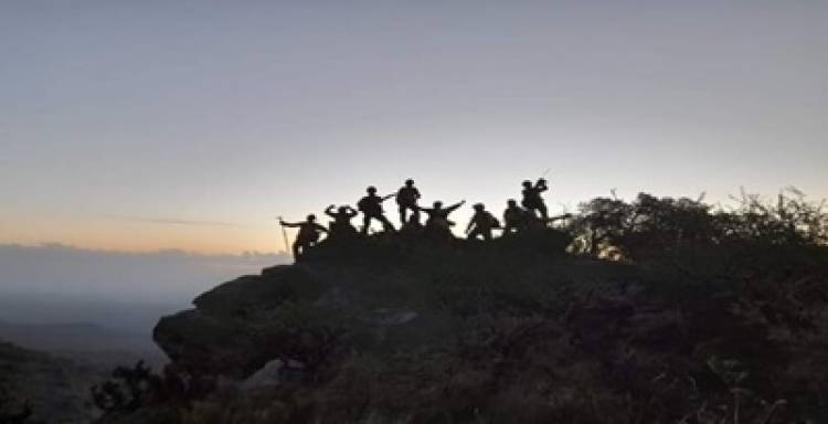  ALIVIO EN TRASLASIERRA : LOGRAN CONTENER EL INCENDIO Y ESTÁ EN GUARDIA DE CENIZAS.