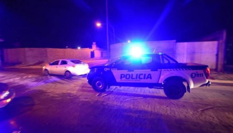 Córdoba : Una mujer le mordió los testículos a su pareja, quien está hospitalizado.