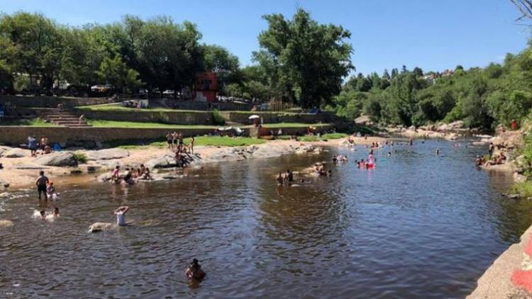 Córdoba : Una nena de 9 años se ahogó en un balneario de Carlos Paz, está en terapia intensiva.