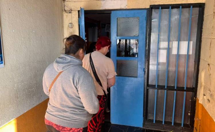 Imputan a la maestra acusada de golpear a un nene con autismo en Córdoba.